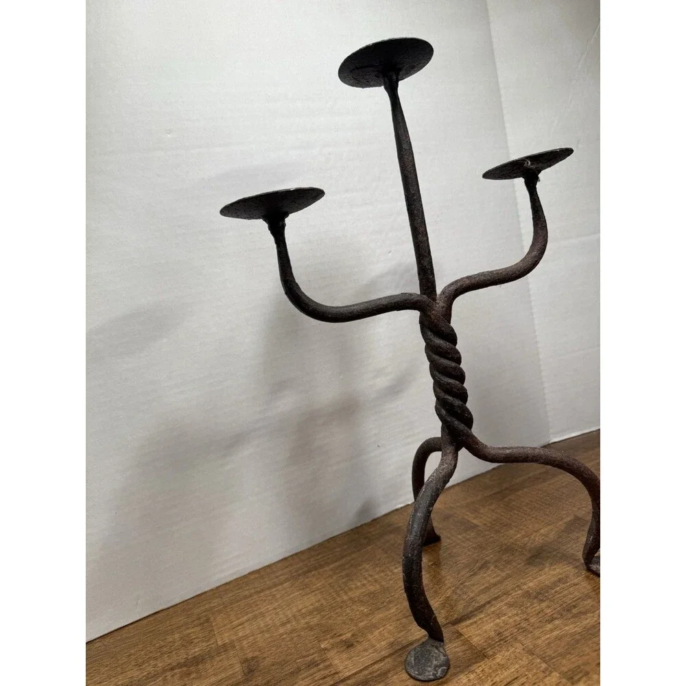 Cast iron candle stand/older, vintage, rustic, farmhouse core